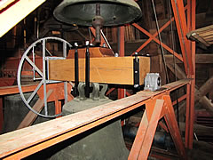 Ein neues Holzjoch für die Wächterglocke